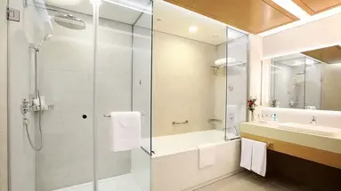 Grand Cosmopolitan Hotel