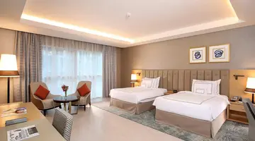 Grand Cosmopolitan Hotel