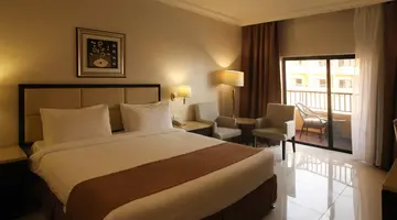 Grand East Resort