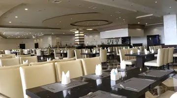 Grand East Resort