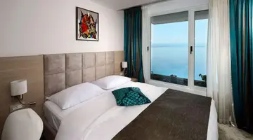 Grand Hotel Adriatic II