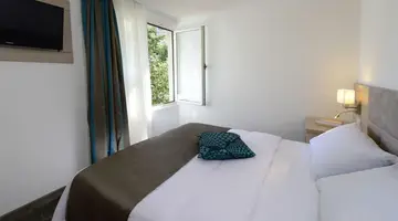 Grand Hotel Adriatic II