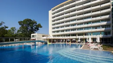 Grand Hotel Nirvana