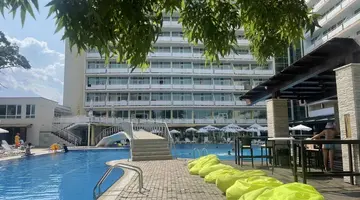 GRAND HOTEL NIRVANA