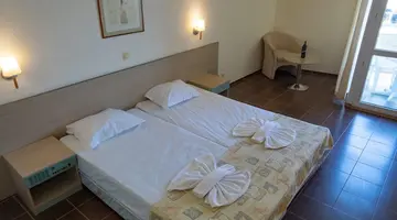 Grand Hotel Nirvana