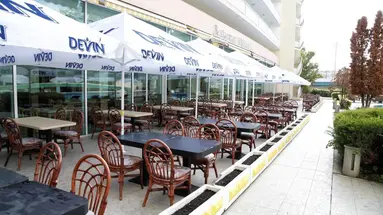 Grand Hotel Nirvana