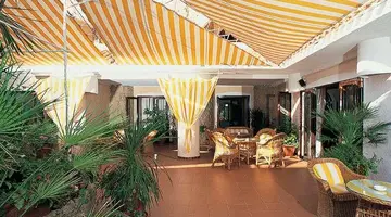 Grand Hotel Smeraldo Beach