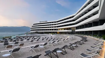 GRAND HOTEL VIEW