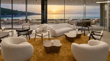 GRAND HOTEL VIEW