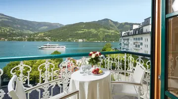 Grand Hotel
