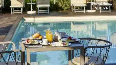 GRAND HOTEL