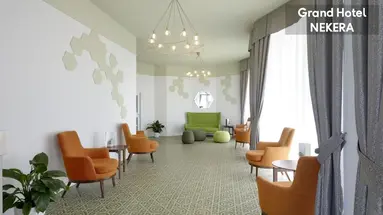 GRAND HOTEL