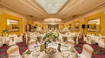 Grand Hotel