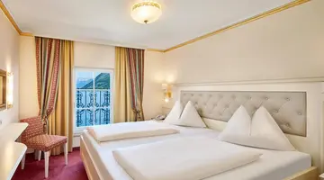 Grand Hotel