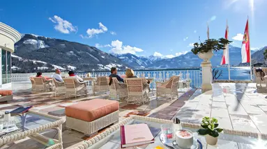 Grand Hotel