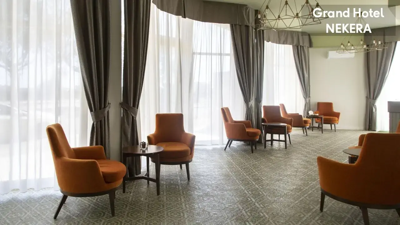 GRAND HOTEL