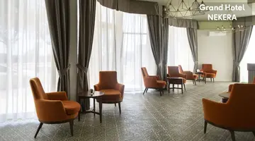 GRAND HOTEL