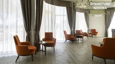 GRAND HOTEL