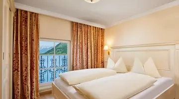 Grand Hotel