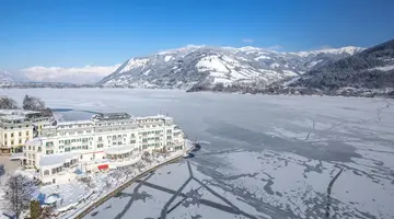 Grand Hotel