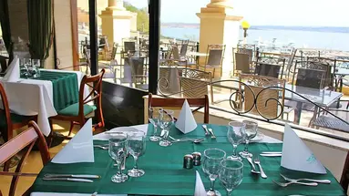 Grand Hotel