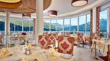 Grand Hotel