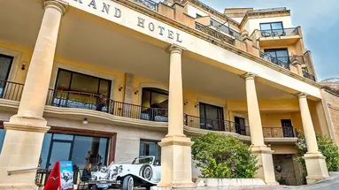 Grand Hotel