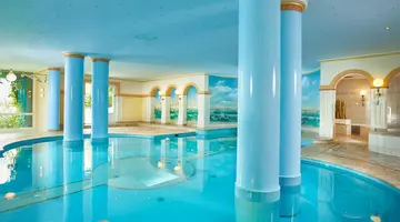 Grand Hotel