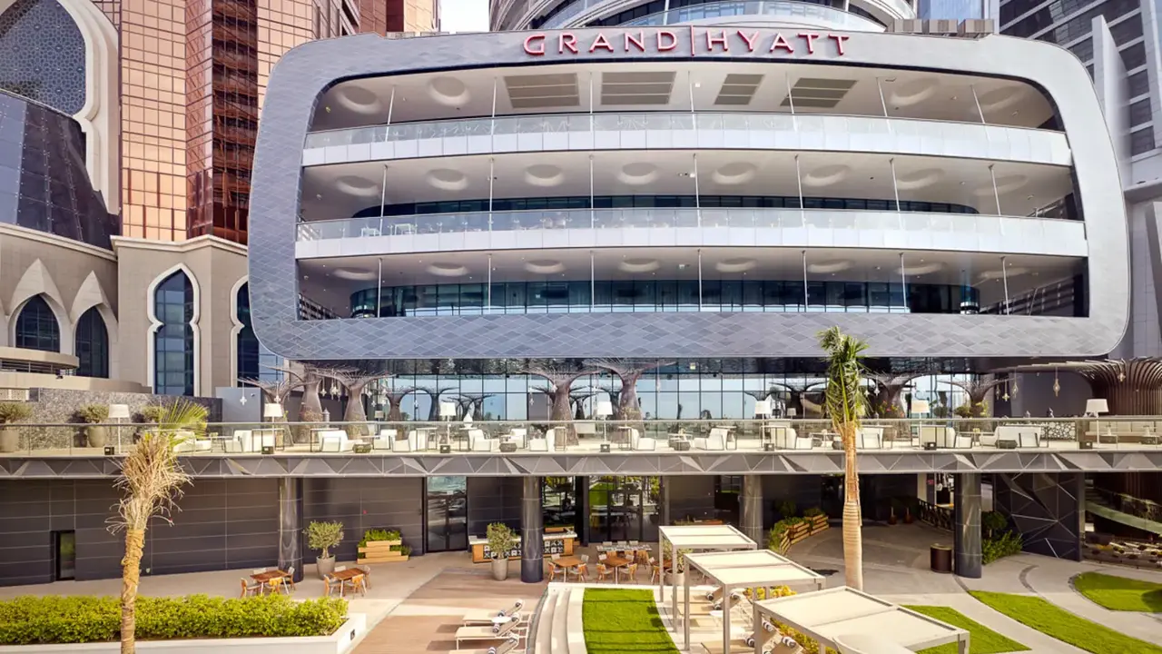 Grand Hyatt Abu Dhabi Hotel & Residences – Emirates Pearl