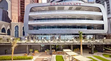 Grand Hyatt Abu Dhabi Hotel & Residences – Emirates Pearl