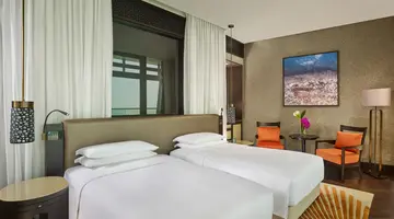 Grand Hyatt Abu Dhabi Hotel & Residences – Emirates Pearl