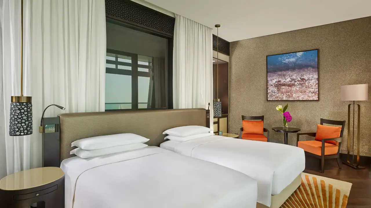 Grand Hyatt Abu Dhabi Hotel & Residences Emirates Pearl