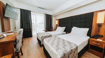Grand Ideal Premium Hotel