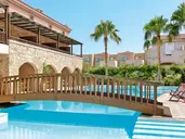 GRAND LEONIKI RESIDENCE