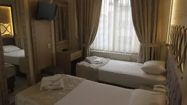 GRAND LIZA HOTEL