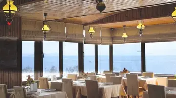 GRAND LIZA HOTEL