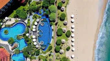 Grand Mirage