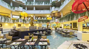 Grand Mirage