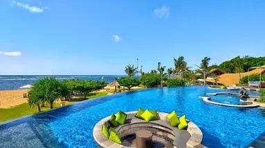 Grand Mirage