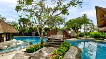 Grand Mirage