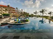 Grand Mirage