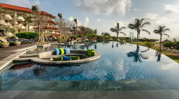 Grand Mirage