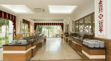 Grand Miramor Hotel