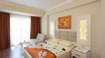 Grand Miramor Hotel