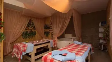 GRAND MIRAMOR HOTEL