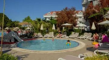 Grand Miramor Hotel