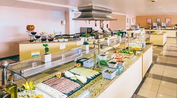 Grand Muthu Golf Plaza Hotel & Spa