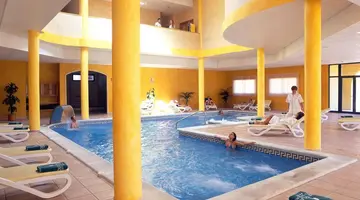 Grand Muthu Golf Plaza Hotel & Spa