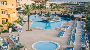 Grand Muthu Golf Plaza Hotel