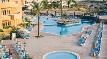 Grand Muthu Golf Plaza Hotel